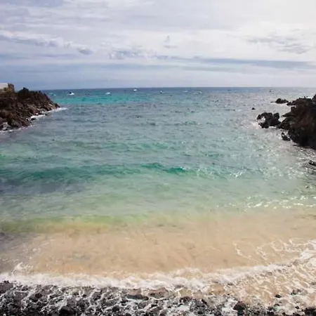 Punta De Mujeres Sleeps 4 Wifi
