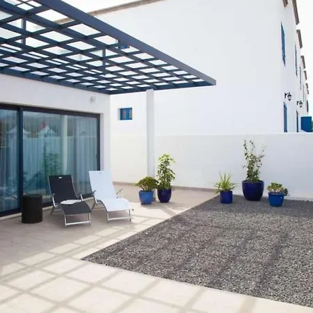 Punta De Mujeres Sleeps 4 Wifi דירה *