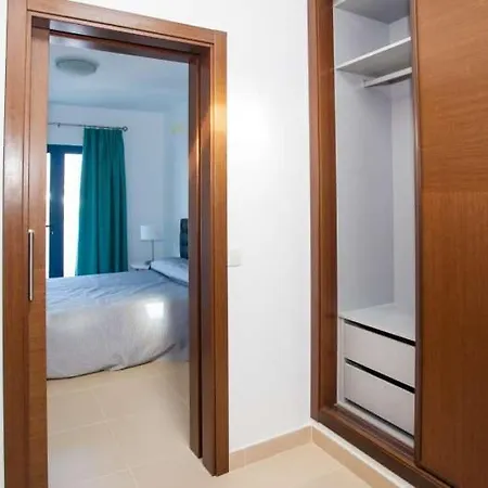 Punta De Mujeres Sleeps 4 Wifi דירה *